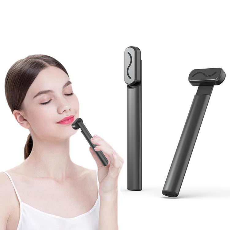Skinovia Red Light Therapy Wand in use